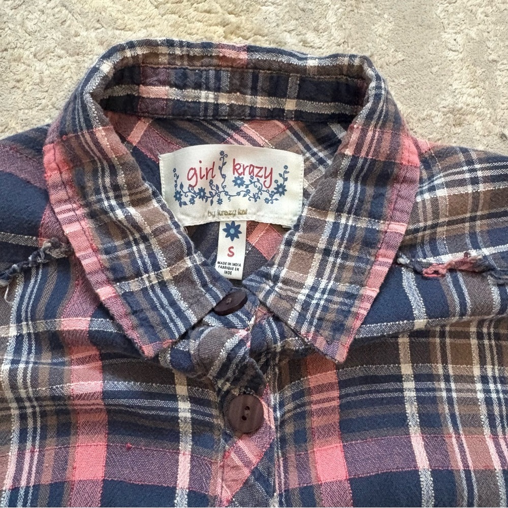 Girl Krazy Women’s Plaid Long Sleeve Button Down Raw Edge Shirt Size Small - Picture 9 of 16